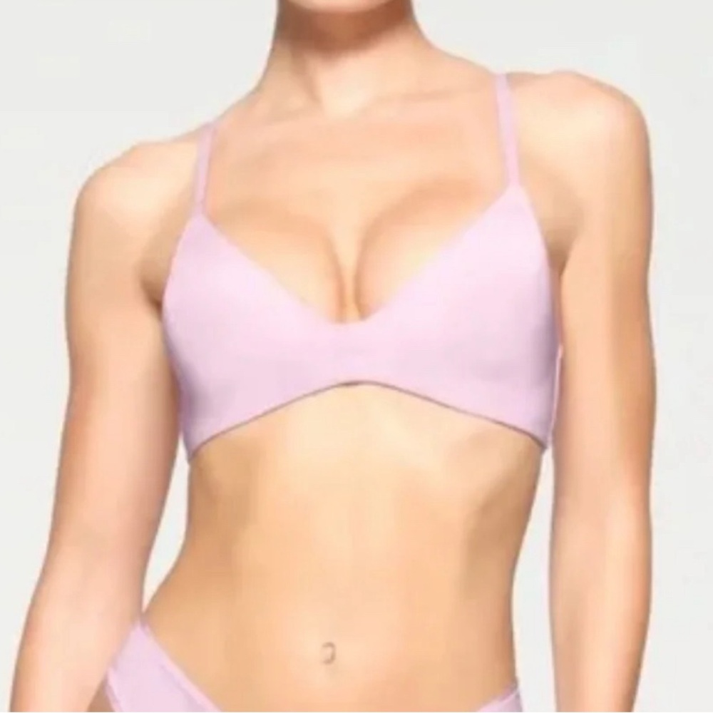 SKIMS Light Pink Wireless Triangle Bra